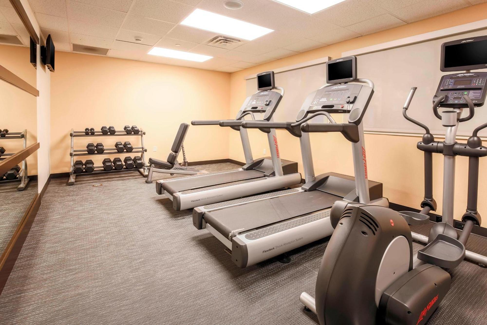 Hotel Courtyard By Marriott Potomac Mills Woodbridge Extérieur photo