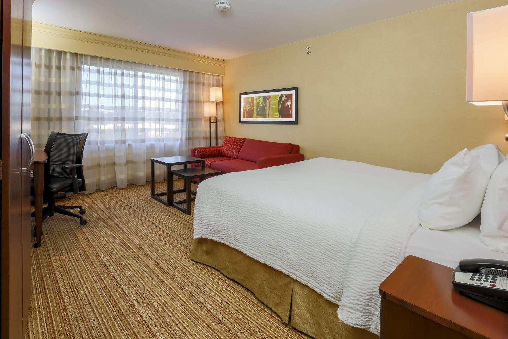 Hotel Courtyard By Marriott Potomac Mills Woodbridge Extérieur photo
